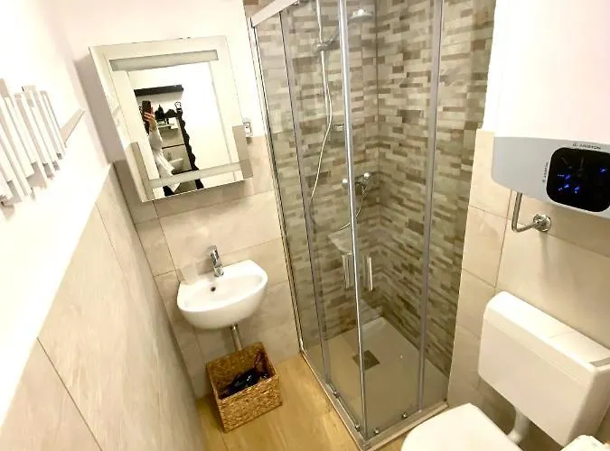 Luna's Cozy Apartment, Skiin Skiout In Centre Апартаменти Брей-Червінія