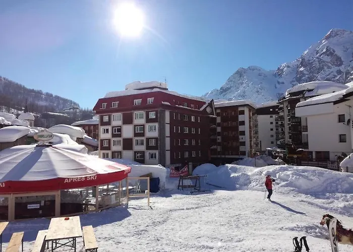 Luna's Cozy Apartment, Skiin Skiout In Centre Апартаменти *