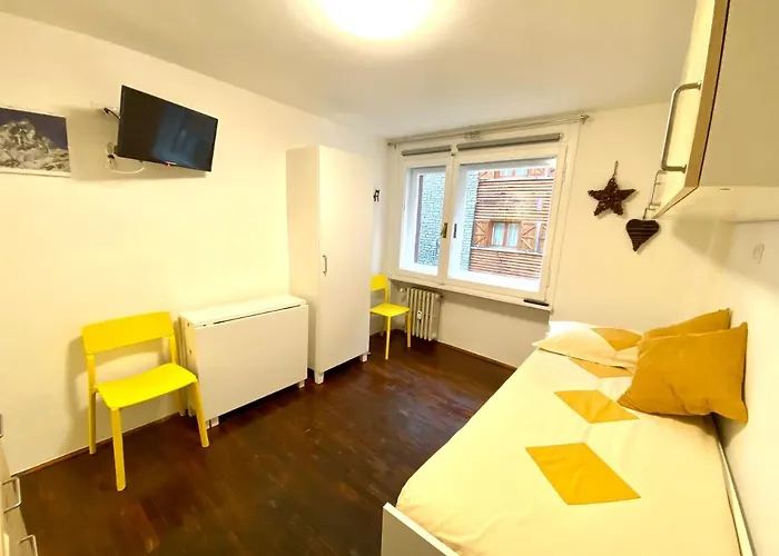 Luna's Cozy Apartment, Skiin Skiout In Centre Апартаменти